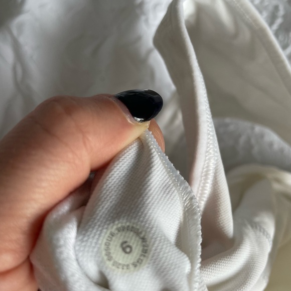 ❌SOLD❌ Lululemon Ebb to Train Longline Bra - Picture 3 of 3